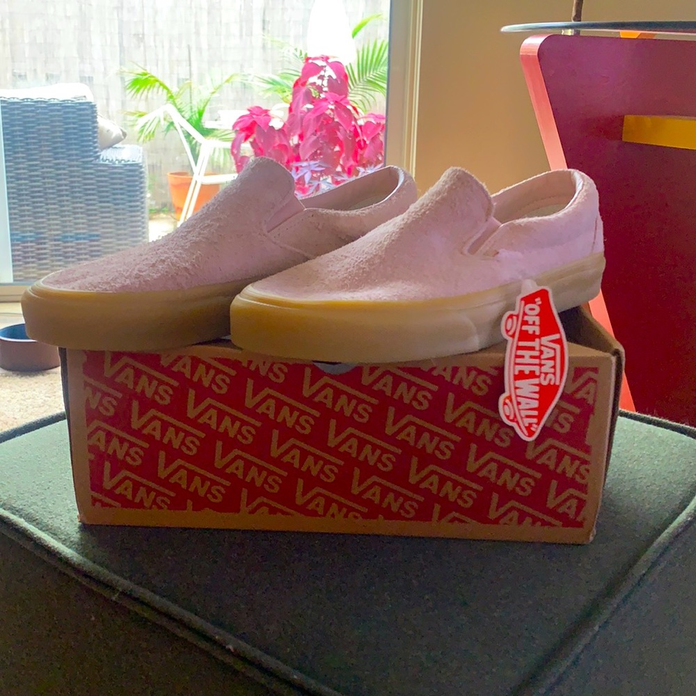 Vans Classic Slip-On fuzzy suede, sepia rose.